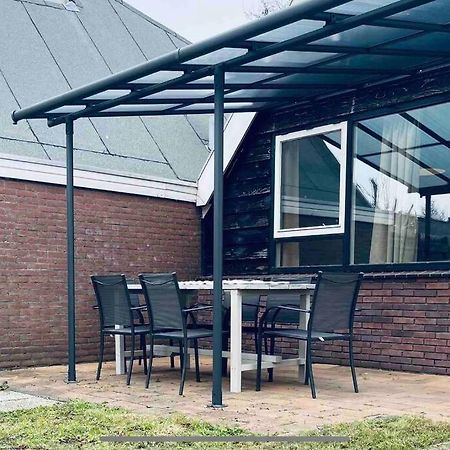 Leuke Bungalow In Noord-Holland Opmeer Exterior photo